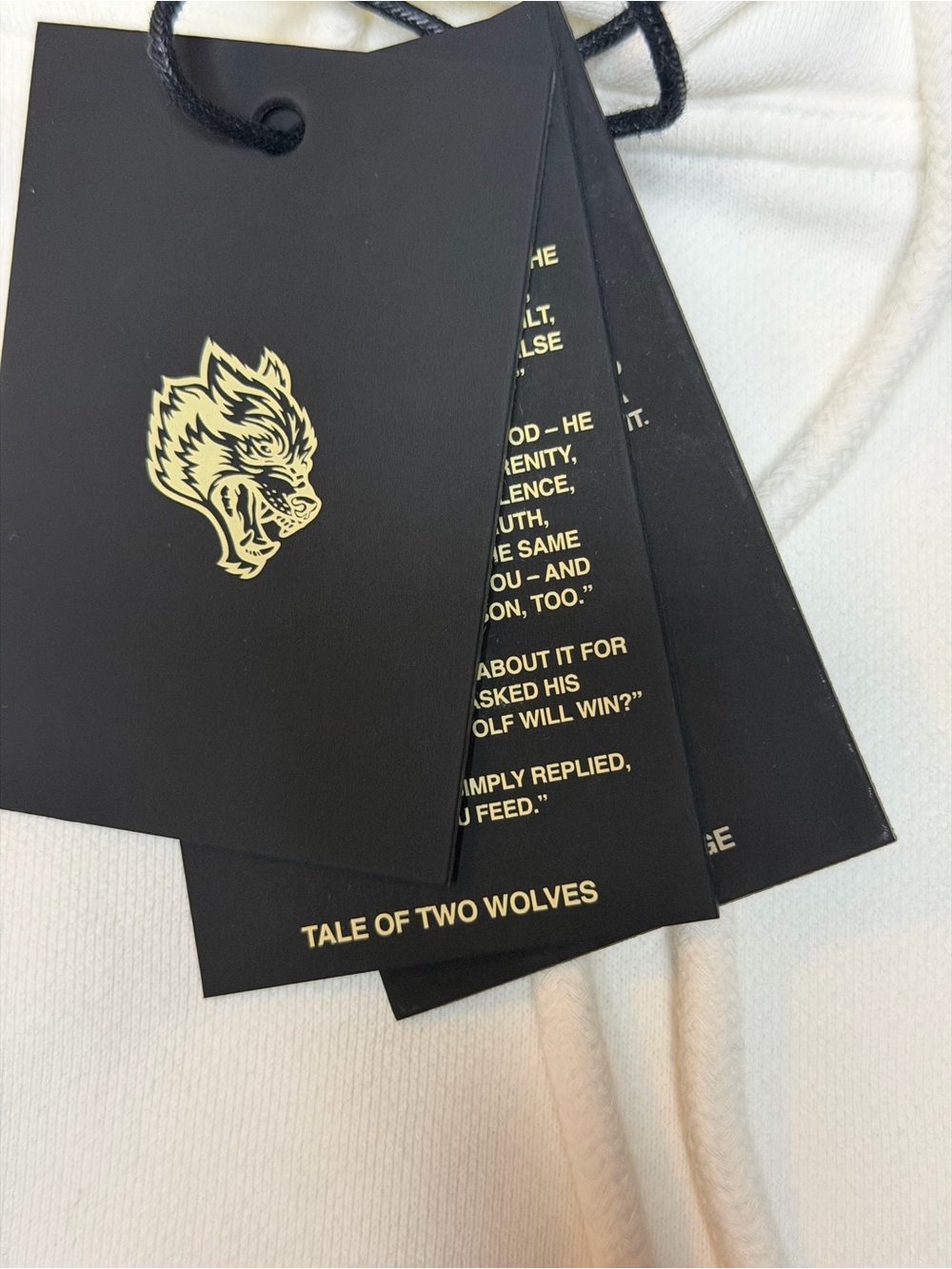 Darc Sport Tale Of Two Wolves Hoodie Size Medium - Picture 3 of 4